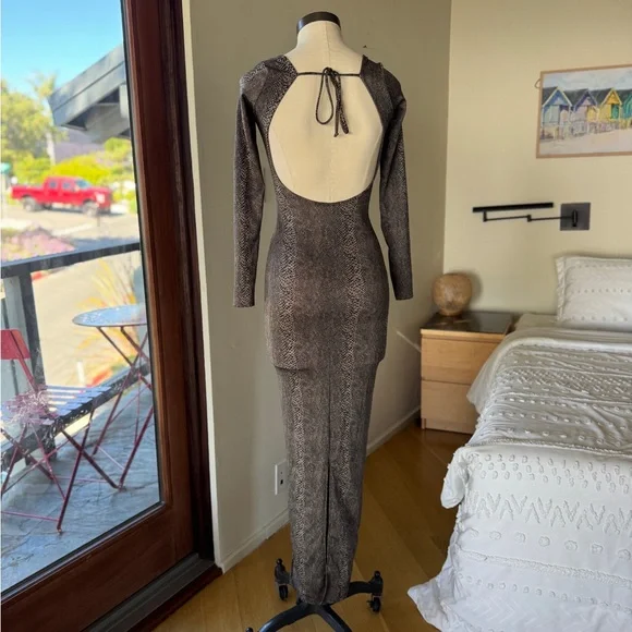 Fashion Nova Snake Detail Maxi Dress - Black and Gold - Picture 3 of 3